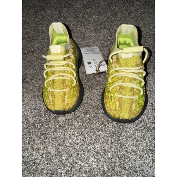 Adidas Yeezy Boost 380 Infants Hylte Size 5C - remolquesrobert.com